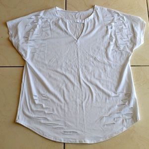 #10445-10 Tank top with front strap detail and rips,L and XL,White